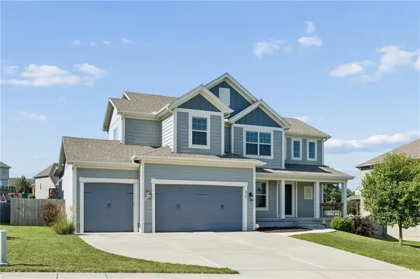 6717 NW 104th TER, Kansas City, MO 64154