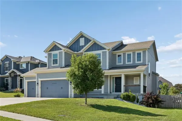 6717 NW 104th TER, Kansas City, MO 64154