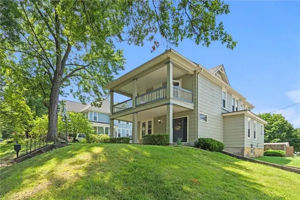 1000 S Broadway ST, Leavenworth, KS 66048