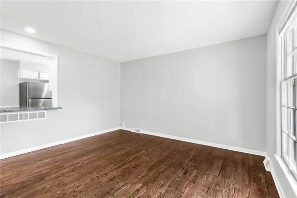 1908 SW 2nd ST, Lee's Summit, MO 64081