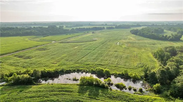 Z HWY, Pattonsburg, MO 64670