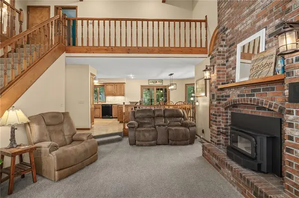 4 Lakes DR, Agency, MO 64401