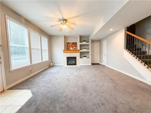 5217 Carson DR, Lawrence, KS 66049