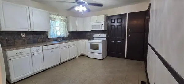 412 N Garner ST, Lawson, MO 64062