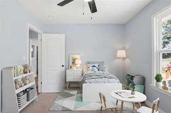 5746 College AVE, Kansas City, MO 64130