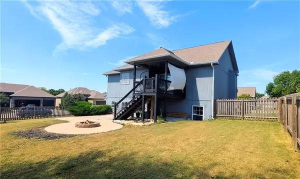 31565 W 85th ST, De Soto, KS 66018