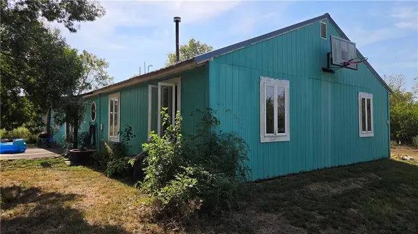34525 W 407th ST, Parker, KS 66072