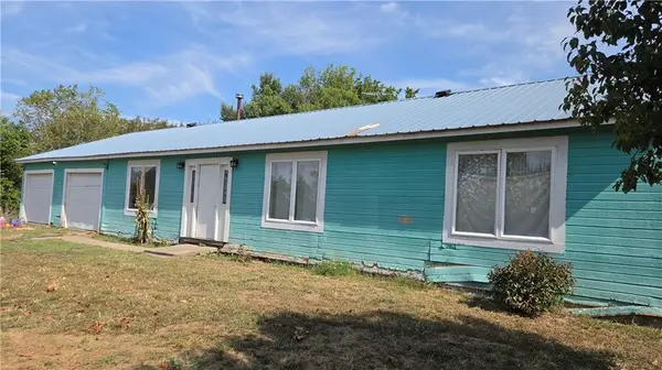 34525 W 407th ST, Parker, KS 66072