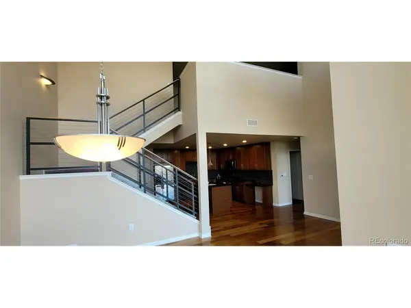 8185 E Lowry #302, Denver, CO 80230