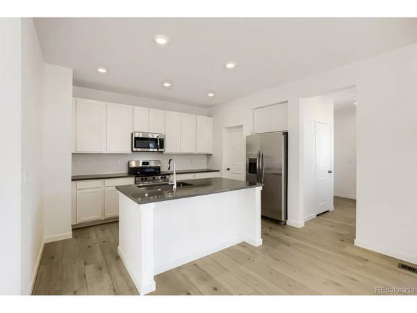 6411 Masked Lark, Fort Collins, CO 80112