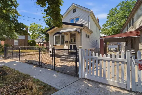 137-48 171st ST, Jamaica, NY 11434