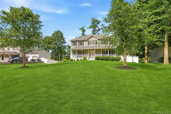 39 E Hill RD, Cortlandt Manor, NY 10567