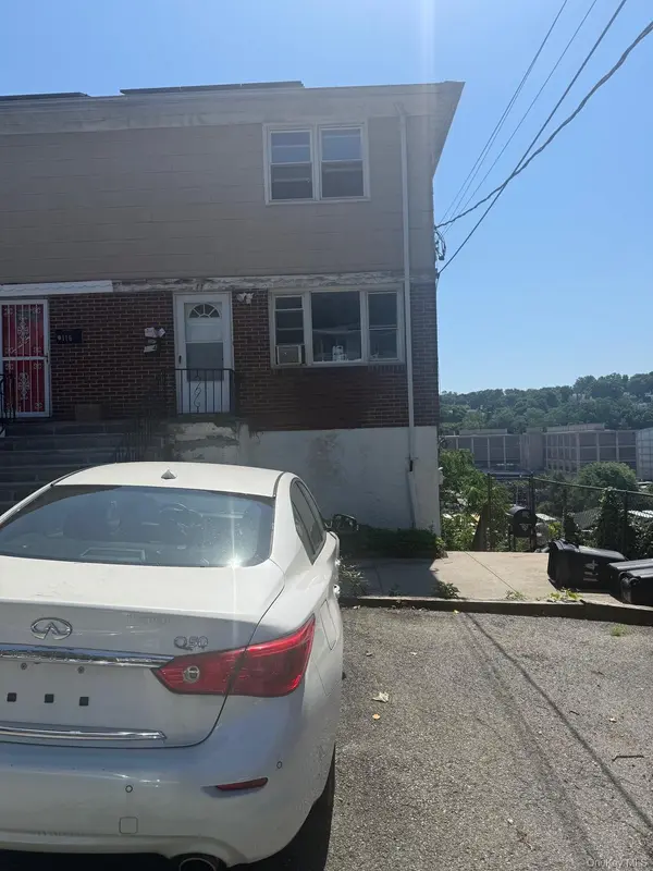 114 Woodland AVE, Yonkers, NY 10703
