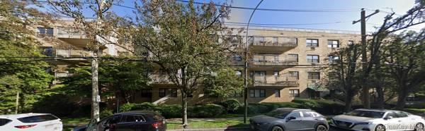 1 Barstow RD #P20, Great Neck, NY 11021