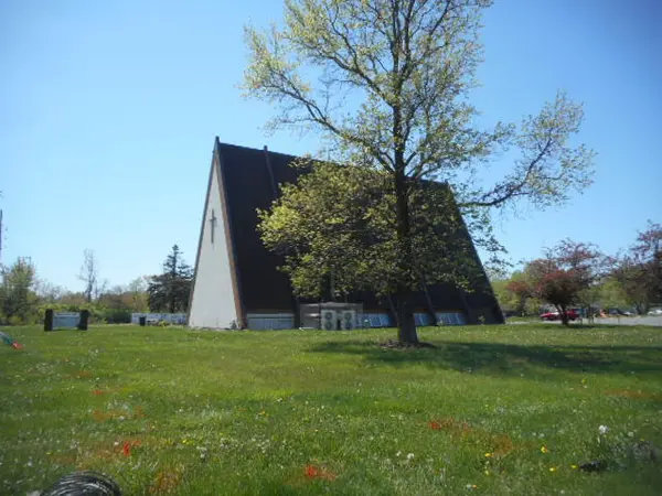 8925 E 42nd ST, Indianapolis, IN 46226
