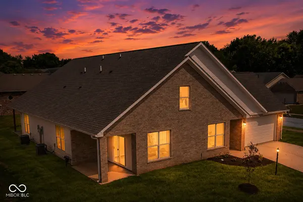 7749 Silver Fox DR, Indianapolis, IN 46217