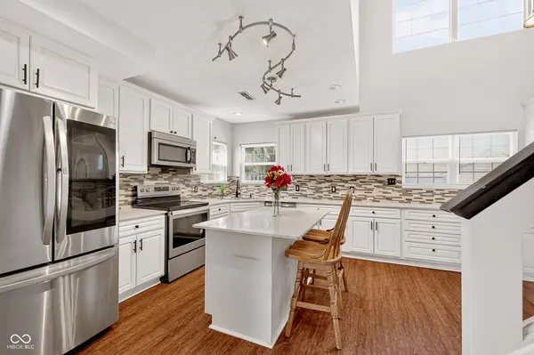 12934 Quarterback LN, Fishers, IN 46037