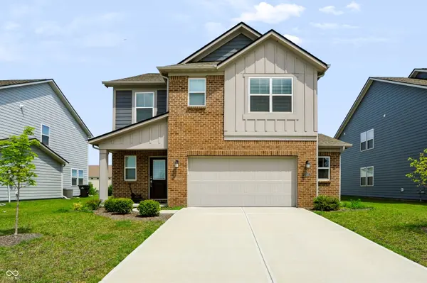 1240 Patens DR, Greenwood, IN 46143