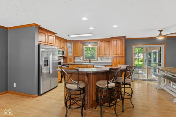 286 N Peterman RD, Greenwood, IN 46142