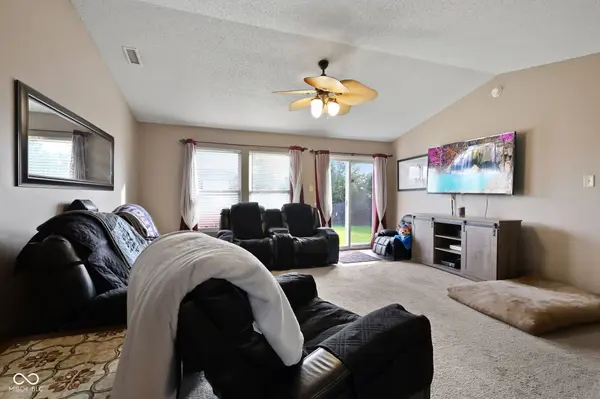207 Creekview DR, Danville, IN 46122