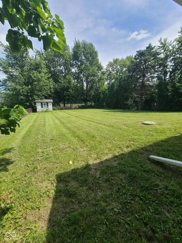 103 W North B ST, Elwood, IN 46036