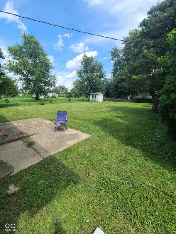 103 W North B ST, Elwood, IN 46036
