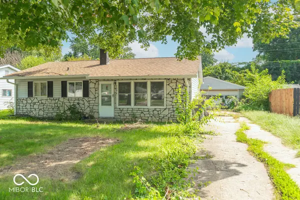 2601 Falcon DR, Indianapolis, IN 46222