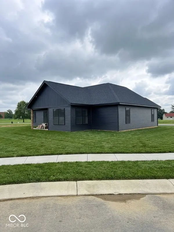 1521 N Washington ST, Rushville, IN 46173