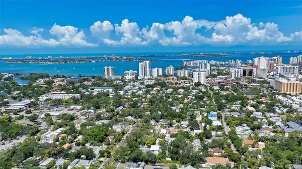 543 COLUMBIA CT, Sarasota, FL 34236