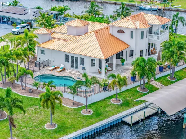 290 TAIT TER SE, Port Charlotte, FL 33952