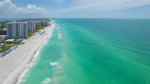 2675 GULF OF MEXICO DR #204, Longboat Key, FL 34228
