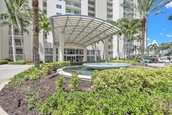 3000 OASIS GRAND BLVD #2802, Fort Myers, FL 33916