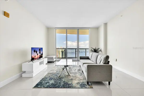 3000 OASIS GRAND BLVD #2802, Fort Myers, FL 33916