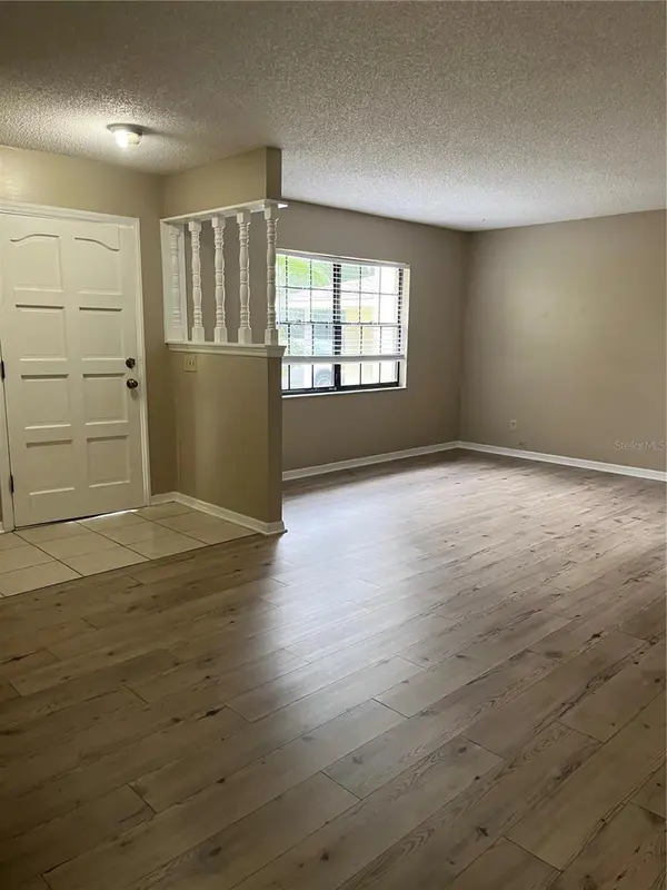 1506 E 1ST AVE, Mount Dora, FL 32757