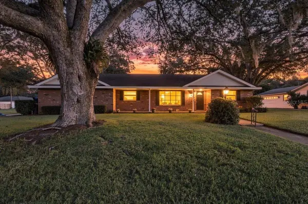 2021 CHARNES DR, Lakeland, FL 33813