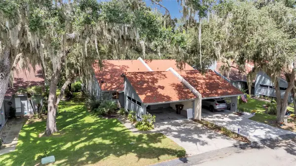 6627 SWEETBRIAR LN, Lakeland, FL 33813
