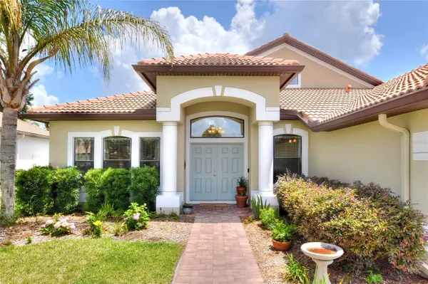 3935 SUNSET LAKE DR, Lakeland, FL 33810
