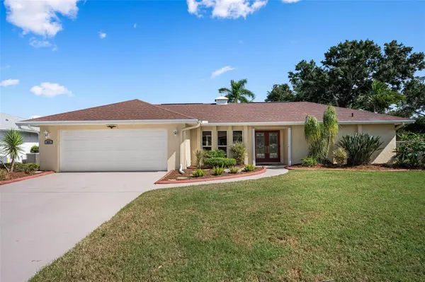 1011 PINE FOREST CT, Venice, FL 34293