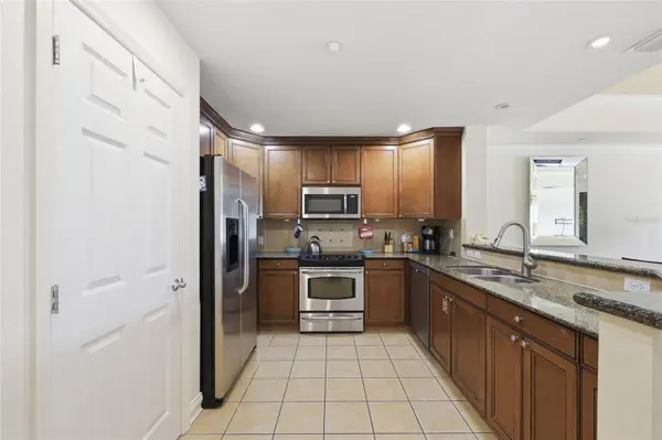 7612 CABANA CT #202, Reunion, FL 34747