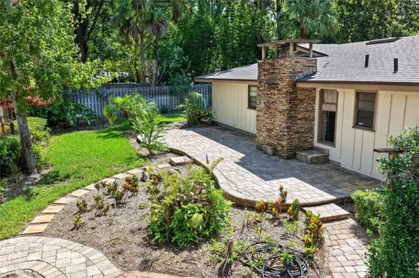 2053 WOODY DR, Windermere, FL 34786