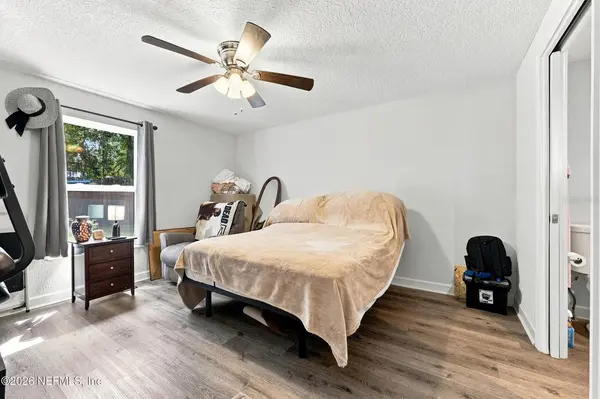 905 SAINT JOHNS AVE, Green Cove Springs, FL 32043
