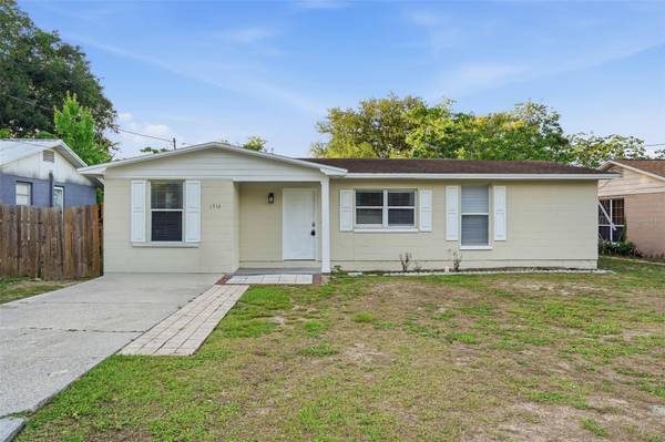 1514 CREST AVE, Leesburg, FL 34748