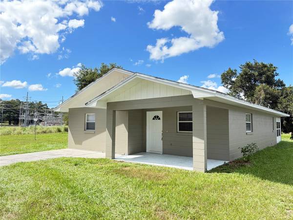 1117 BLOSSOM CIR N, Lakeland, FL 33805