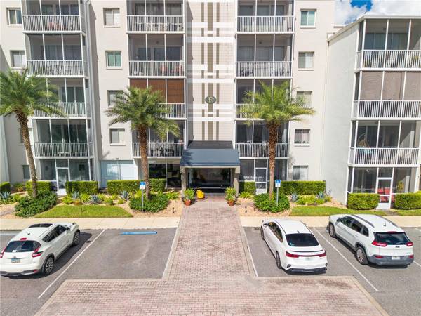 1100 DELANEY AVE #F204, Orlando, FL 32806