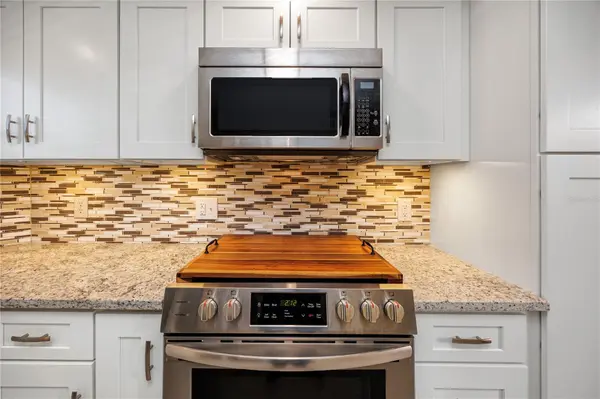 2440 WORLD PARKWAY BLVD #38, Clearwater, FL 33763