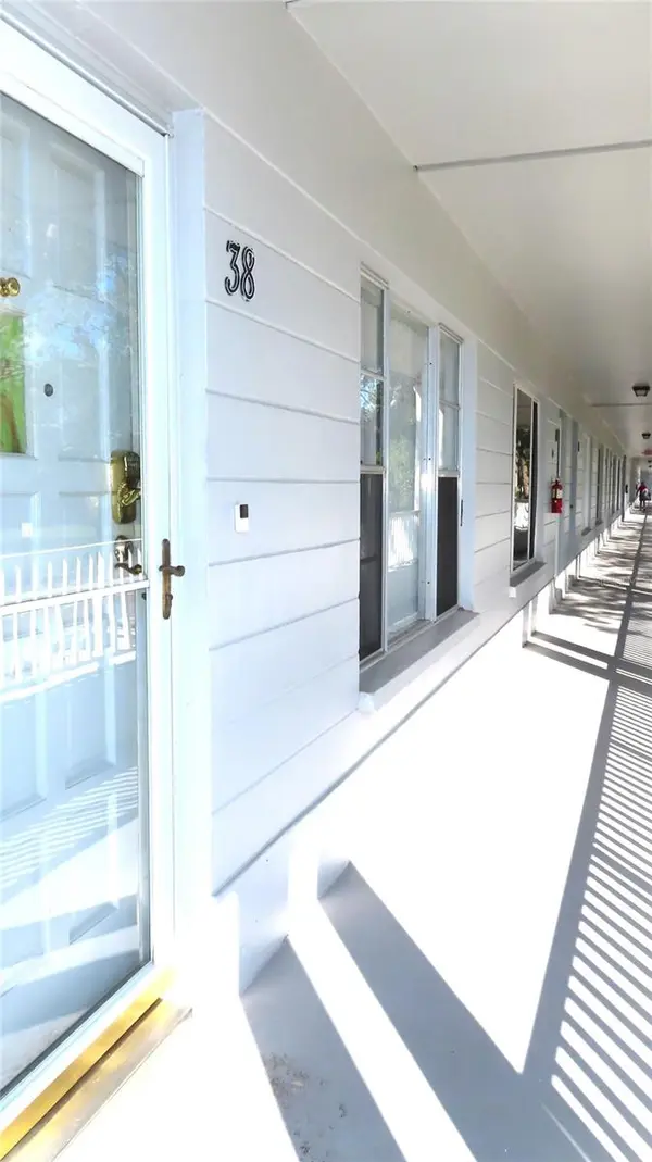 2100 WORLD PARKWAY BLVD #38, Clearwater, FL 33763