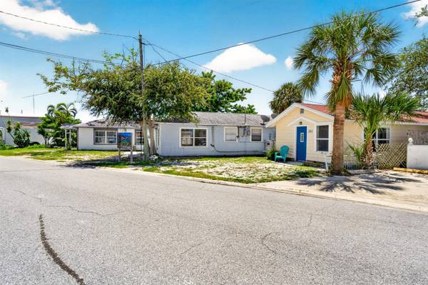 249 BOCA CIEGA DR, Madeira Beach, FL, 33708 photo 4