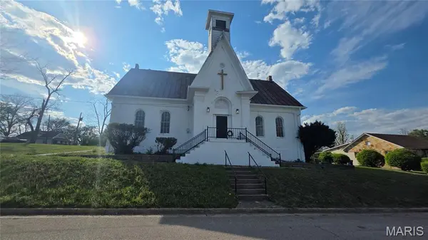 400 N 3rd ST, De Soto, MO 63020