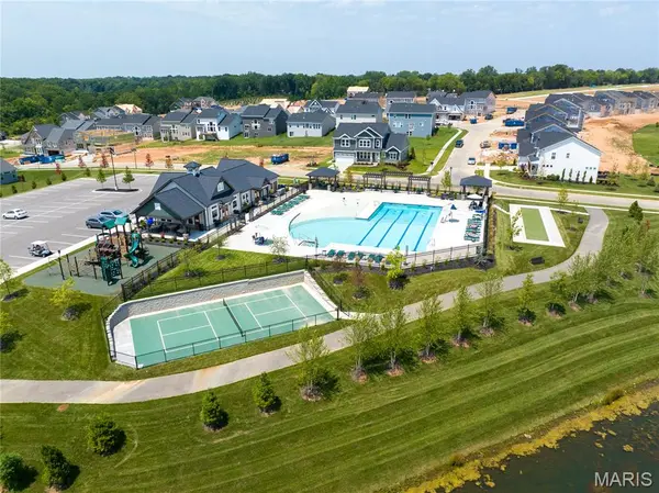 815 Memsie DR, O'fallon, MO 63368