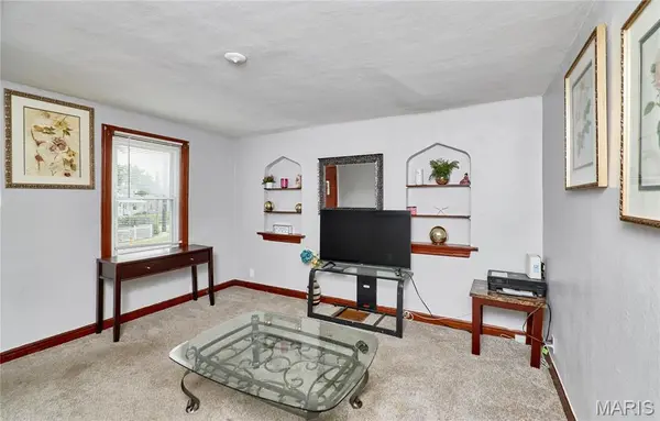 308 Bayless AVE, St Louis, MO 63125